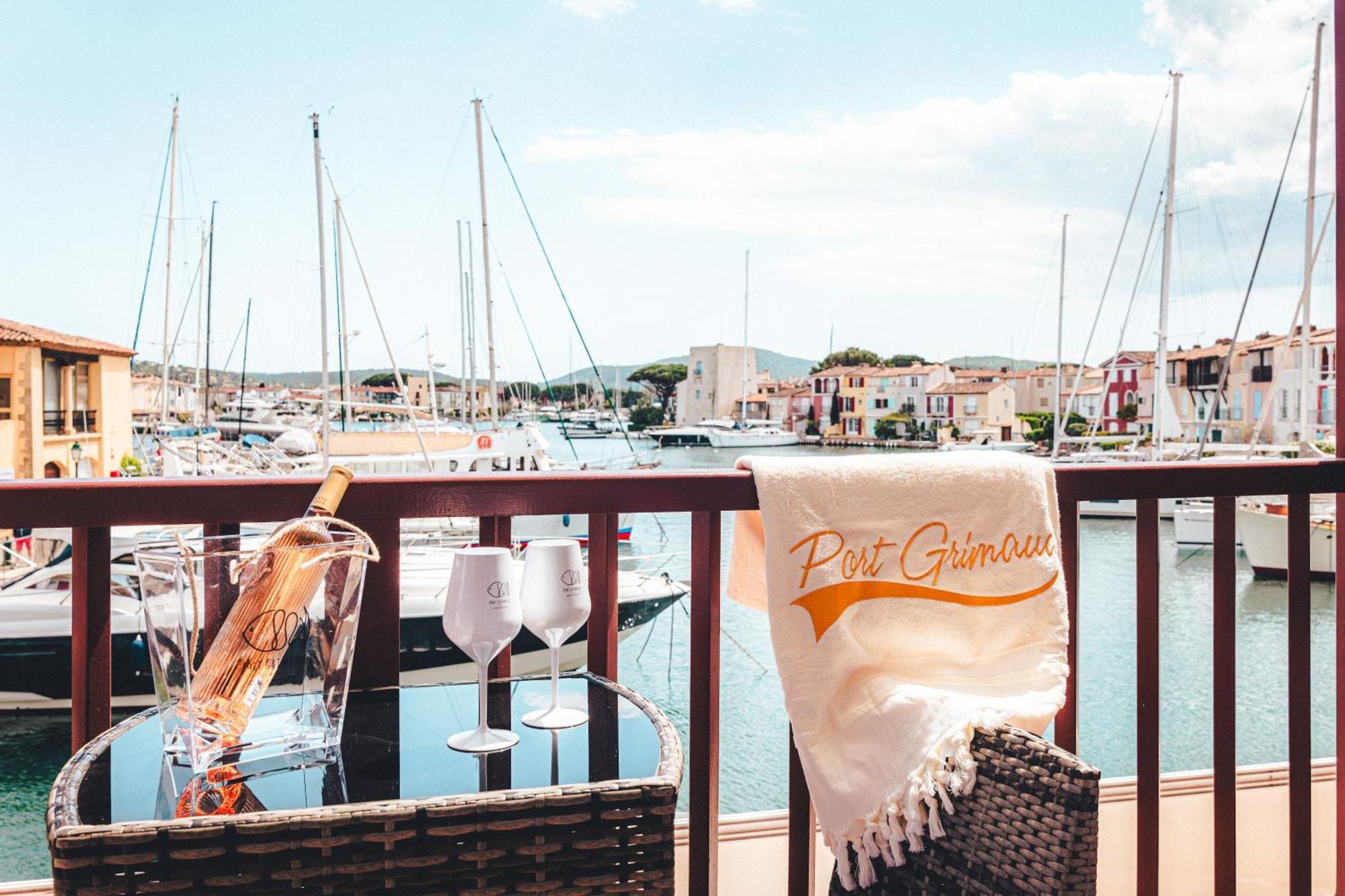 Le Suffren Hotel Grimaud Exterior photo